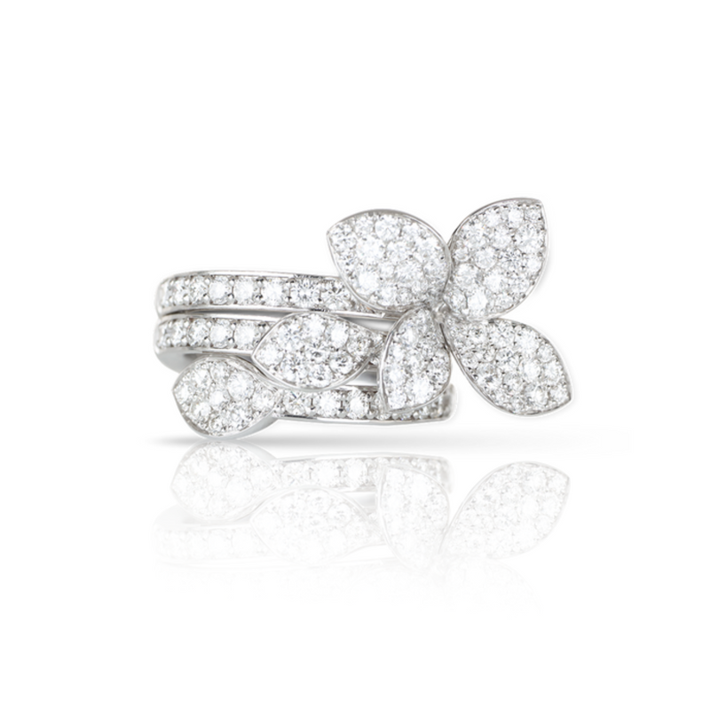 Heart to Earth 18K White Gold Flower & Leaves Pavé Diamond Ring