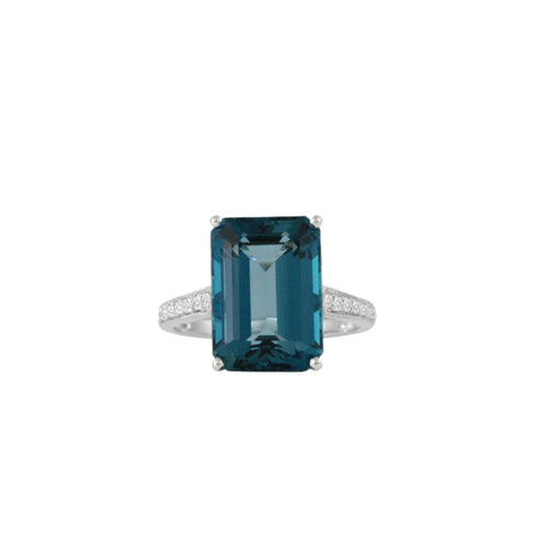 Doves Jewelry - London Blue 18K White Gold Topaz Emerald Cut Center Diamond Pavé Ring | Manfredi Jewels