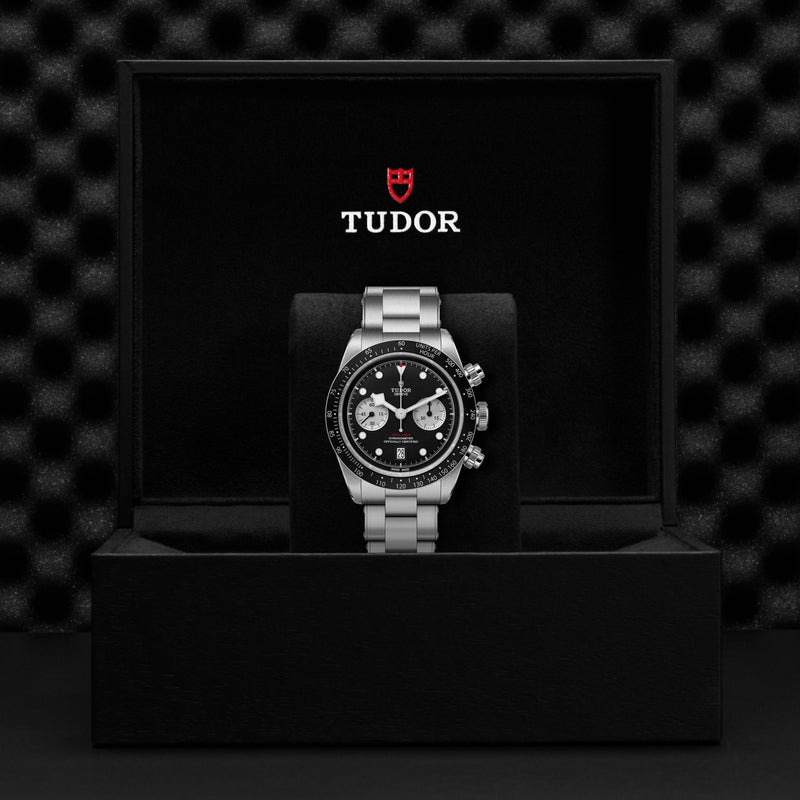 BLACK BAY CHRONO