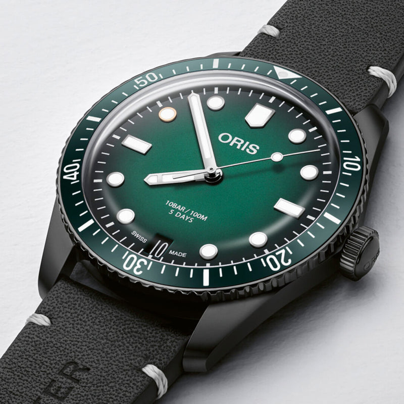 Oris Watches - DIVERS - 10 YEARS OF MR PORTER LIMITED EDITION | Manfredi Jewels