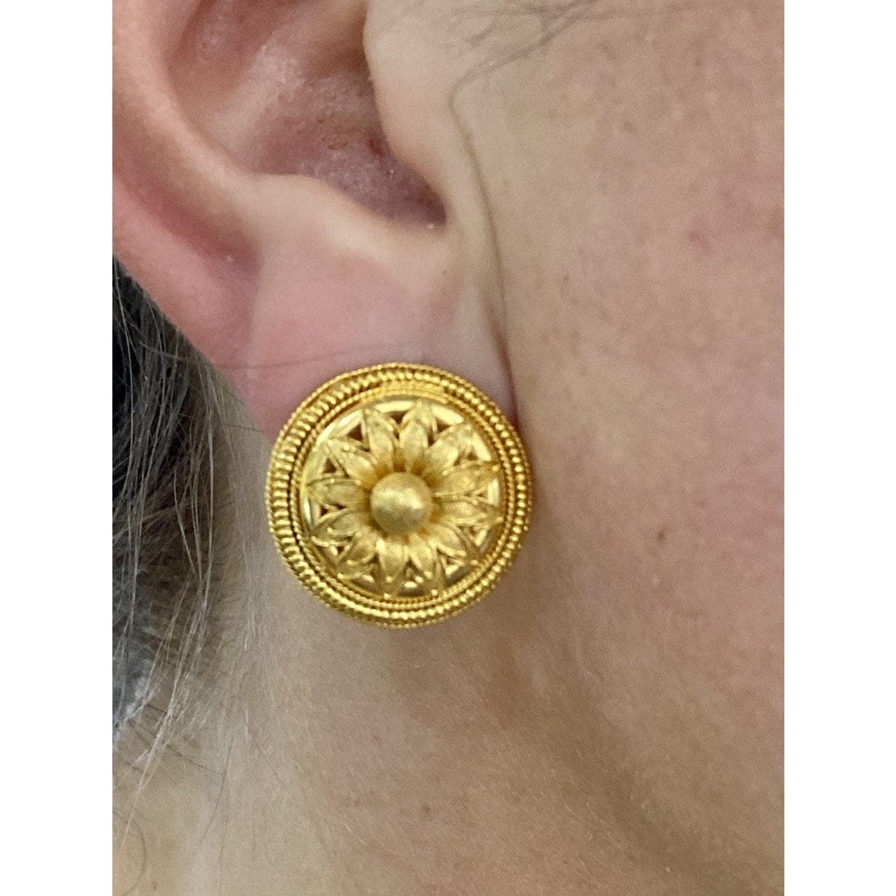 12pcs 6pairs Clip on Earring Converter Light Gold Plated - Etsy | Clip on  earrings, Earrings, Gold plated earrings